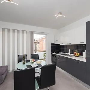 Lavi Apartment Zadar